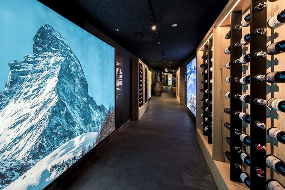 Progetti ad alta quota. L’hotel Principe delle Nevi emerge dalla montagna e accoglie i visitatori nel massimo confort