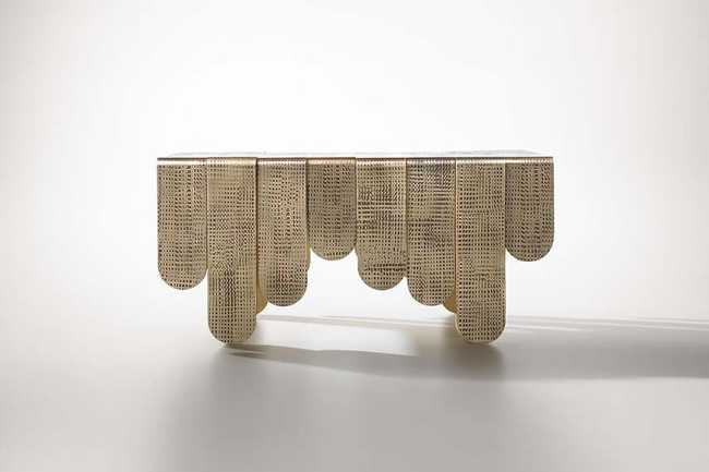 Xilo. A design coffee table as a sculpture that enhances craftsmanship and material