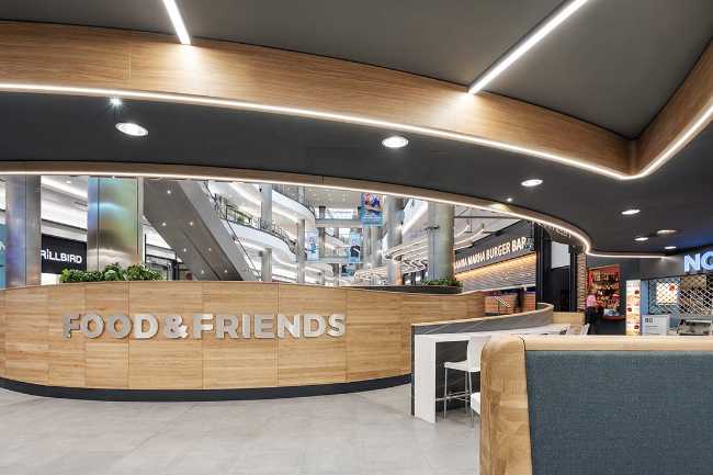 Food&Friends by Westend, the eco-friendly Food Court inside the shopping center