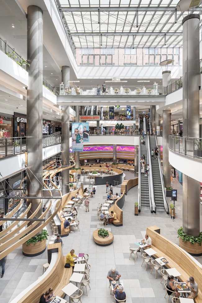 Food&Friends by Westend, la Cour de nourriture écologique à l'intérieur du CC