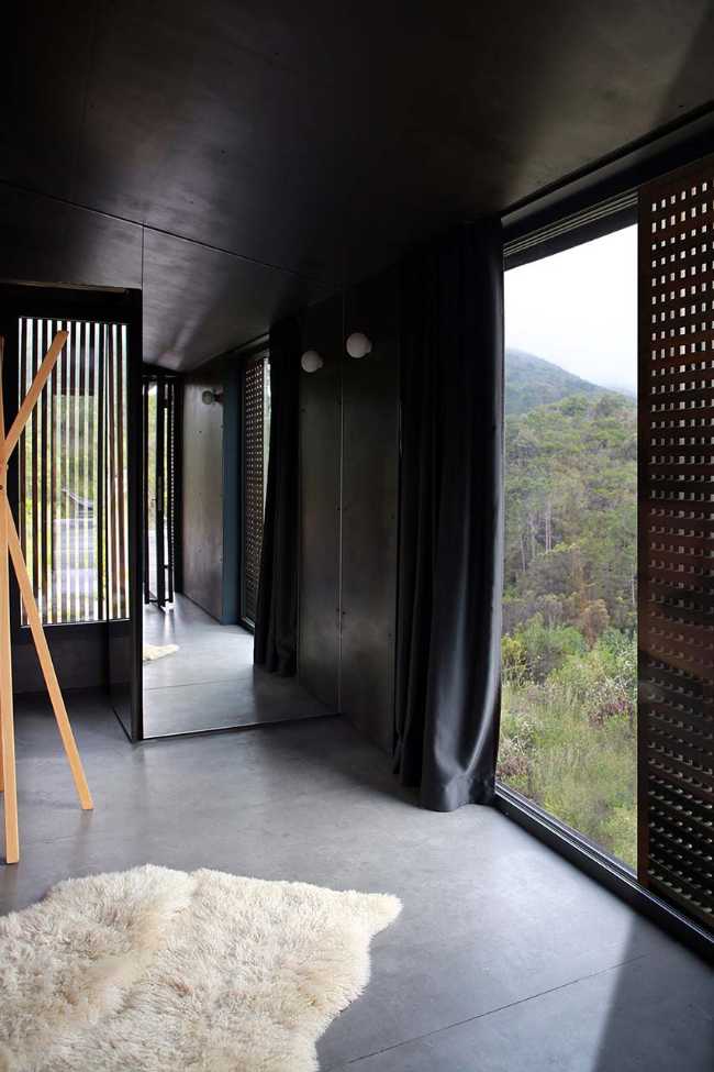 O'Casella prefabricated wooden cabin. Fully immersing in nature while maintaining comfort and protection