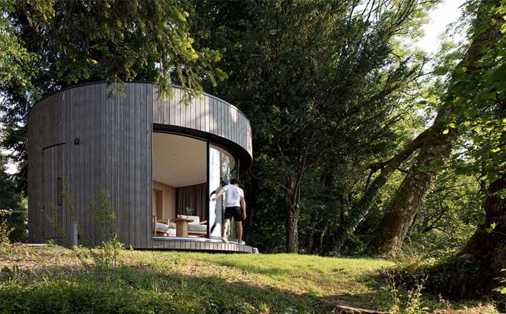 Revolutionizing hospitality with LumiPod. High-end suites encapsulated in autonomous cabins nestled in the landscape