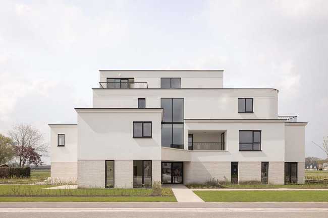 Heerweg Residential Buildings. Twenty-eight housing units in two dynamic volumes