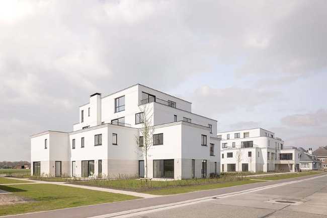 Heerweg Residential Buildings. Twenty-eight housing units in two dynamic volumes