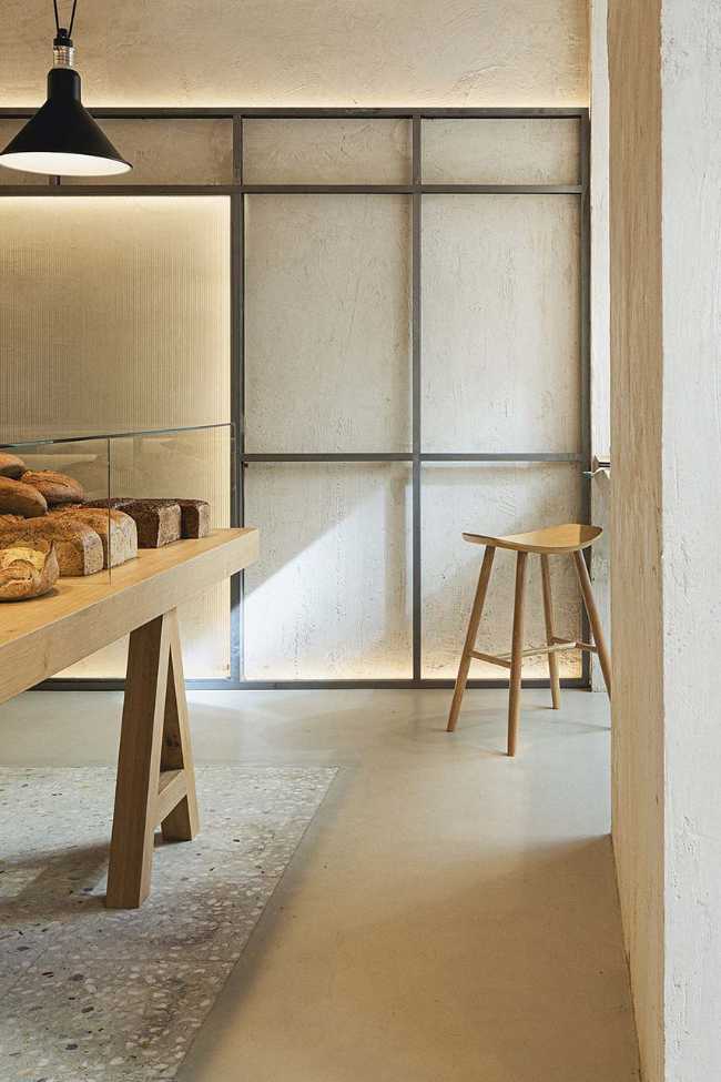 Redefining bakery layout with dining room inspiration. El horno de Babette- a new 
