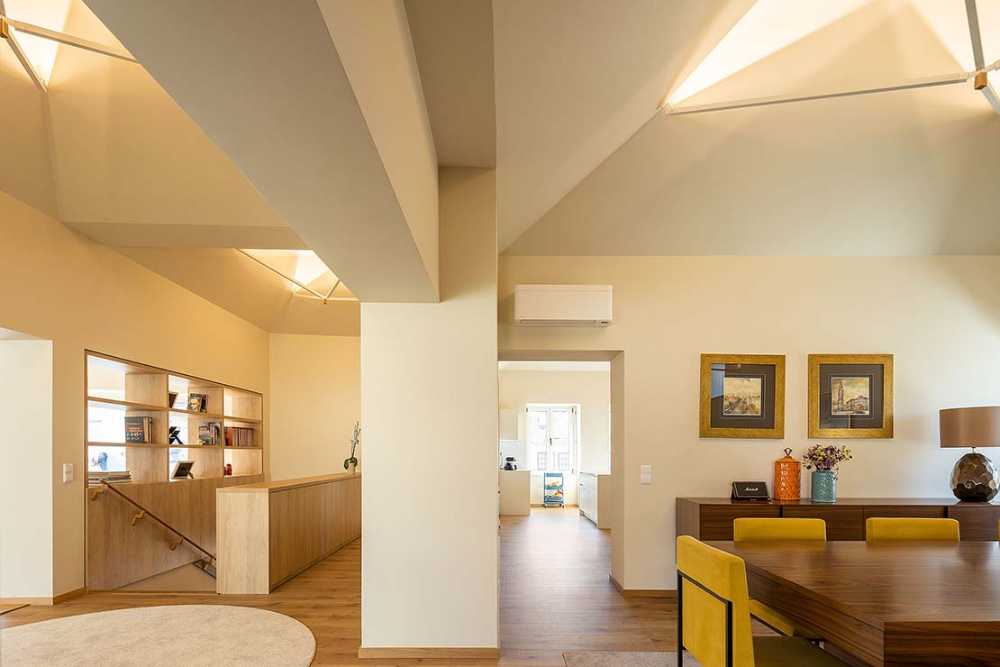 Casa Campo Lindo. Confort y lujo a partir de la recuperación de dos edificios en ruinas