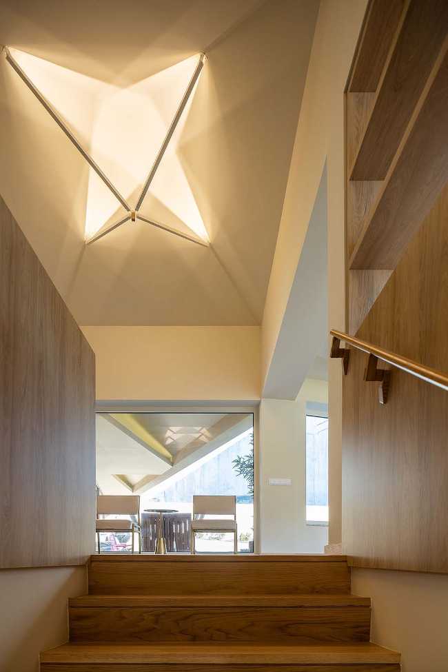 Casa Campo Lindo. Confort y lujo a partir de la recuperación de dos edificios en ruinas