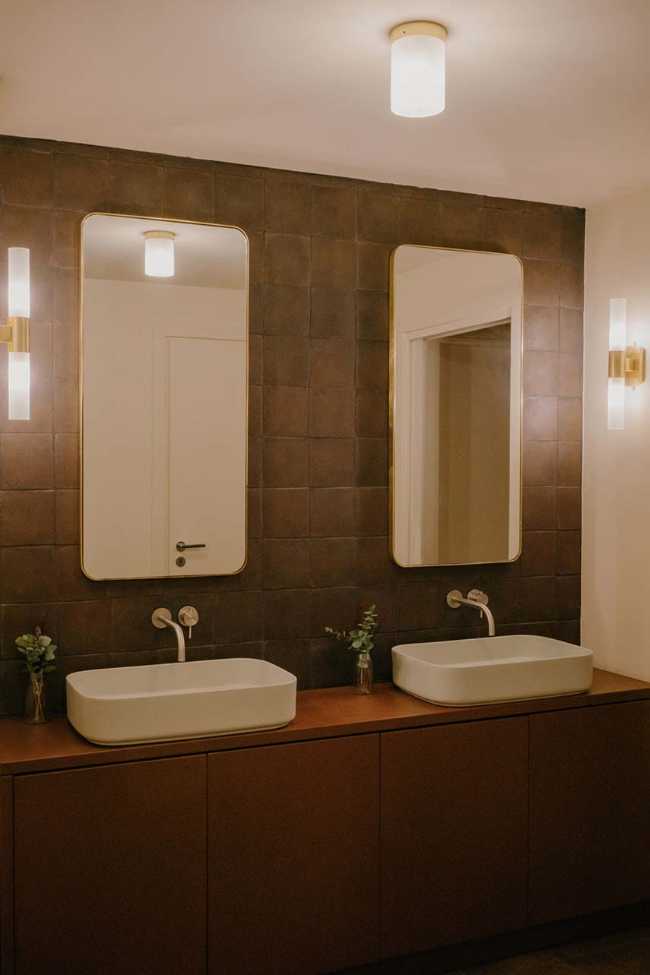 Atmospheres of the new cocktail bar Piazza del Tiratoio in Florence