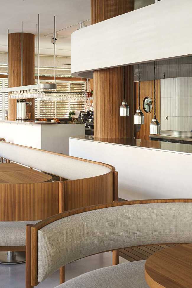 Open Kitchen in La Maruca Restaurant, the Sea in Madrid