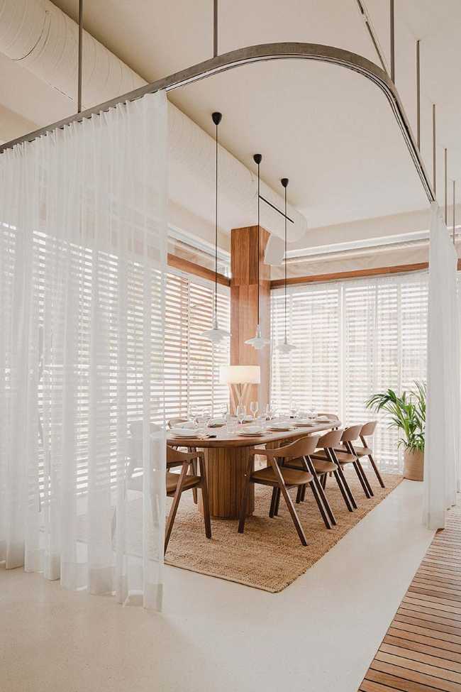 Open Kitchen in La Maruca Restaurant, the Sea in Madrid