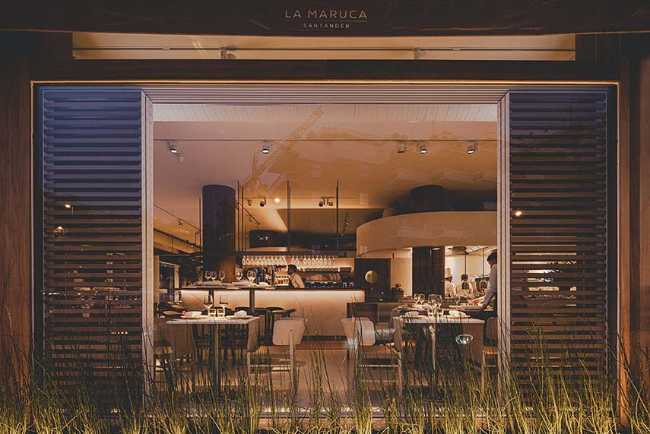 Open Kitchen in La Maruca Restaurant, the Sea in Madrid