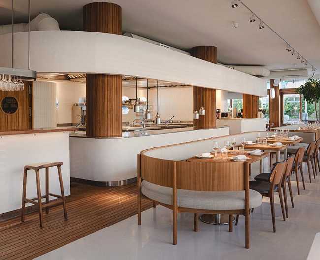 Open Kitchen in La Maruca Restaurant, the Sea in Madrid