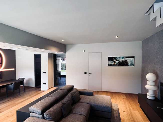 Creating an exceptional living space. Functional and aesthetic renovation of Villa SG22