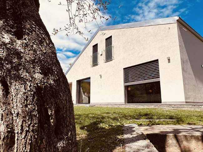 Creating an exceptional living space. Functional and aesthetic renovation of Villa SG22