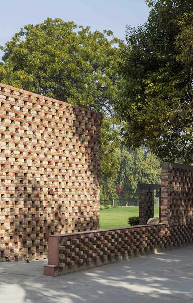 Exploring the relationship of sunlight and structure- The Brick House in New Delhi