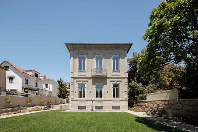 Restoring to Reveal the Origin, Casa Kala in Porto