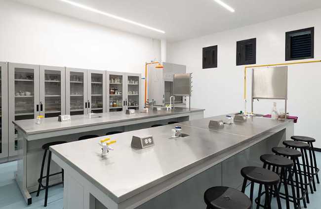 Ristrutturazione della scuola ebraica Yeshivá Kéter Torá