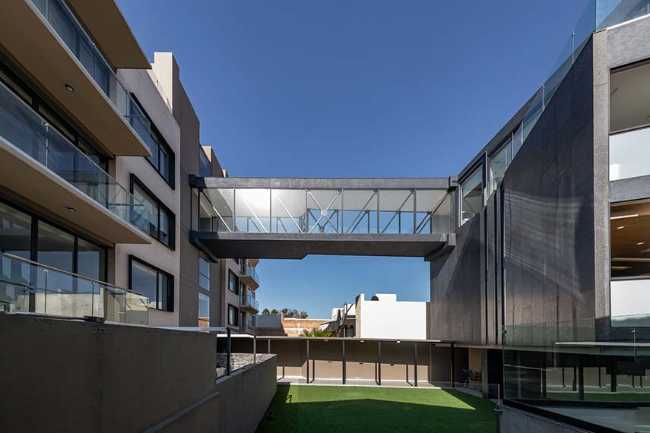 Comfort e luce naturale nel nuovo complesso residenziale Águilas 76