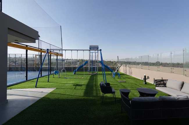 Comfort e luce naturale nel nuovo complesso residenziale Águilas 76