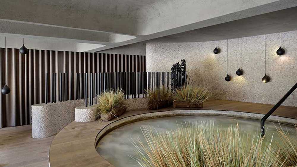 Architecture onirique du boutique hôtel Wellness Plesnik au milieu des sommets alpins