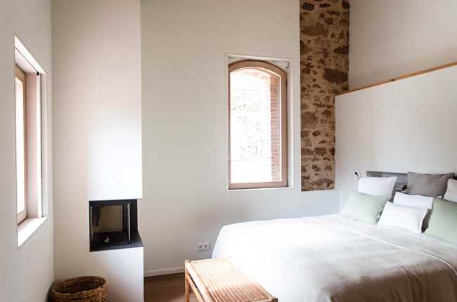 La bellezza rinnovata: una masia rurale diventa un edificio industriale