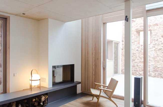 La bellezza rinnovata: una masia rurale diventa un edificio industriale