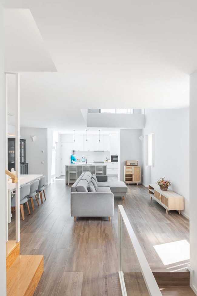 Sao Veríssimo House: the space that transforms to embrace a new dimension of living.