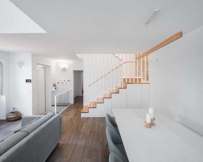 Sao Veríssimo House: the space that transforms to embrace a new dimension of living.