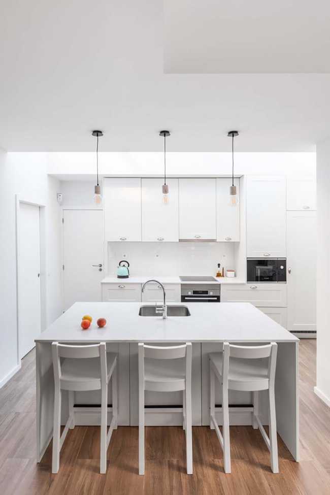 Sao Veríssimo House: the space that transforms to embrace a new dimension of living.