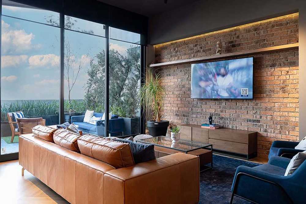 Corporativo P10. Un ufficio privato tra eleganza e informalità