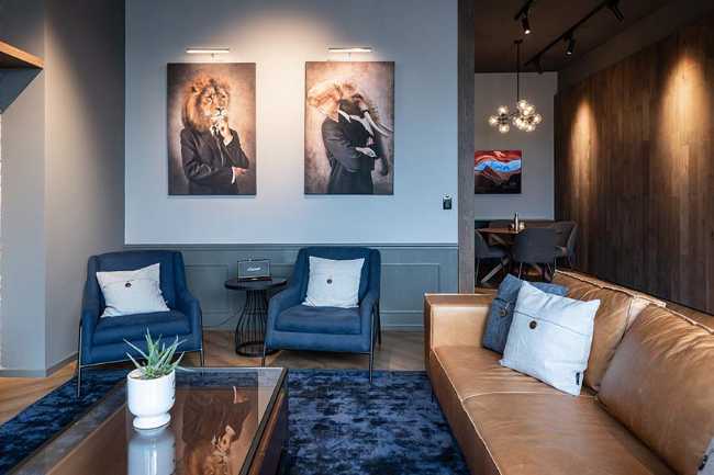 Corporativo P10. Un ufficio privato tra eleganza e informalità