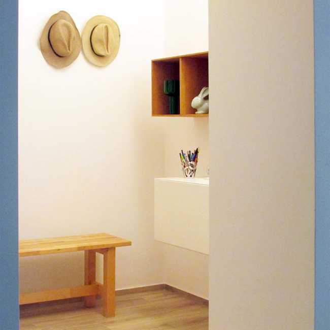 Recuperación del edificio en via Matteotti 189. Líneas puras y frescos