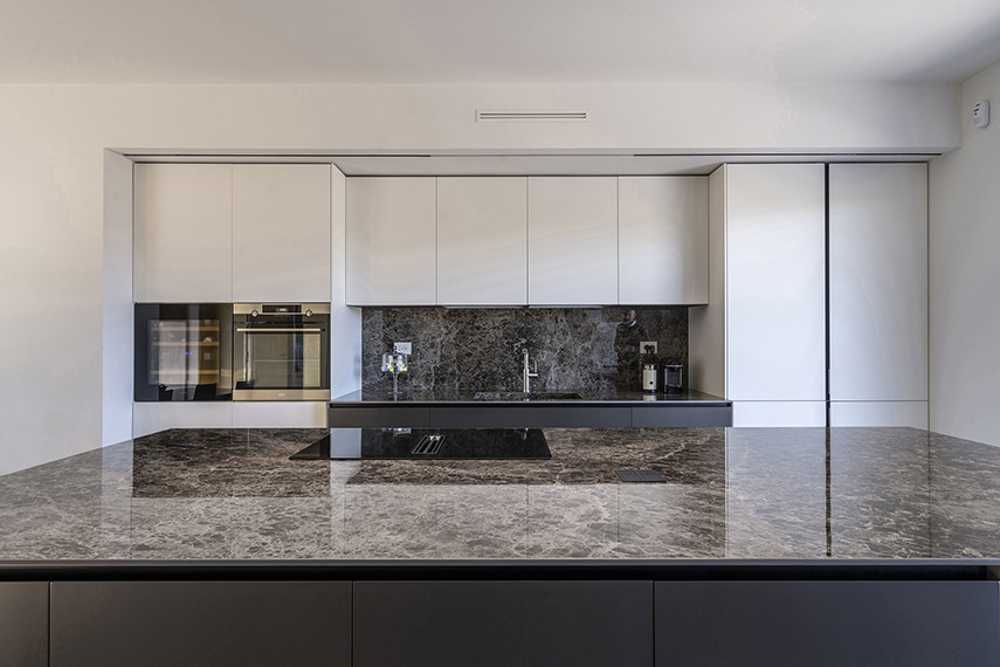 Ristrutturazione attico NB: unire design e paesaggio