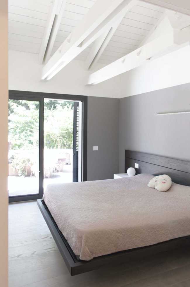 Villa muItifamiliare immersa nel verde, design sartoriale a servizio dei residenti