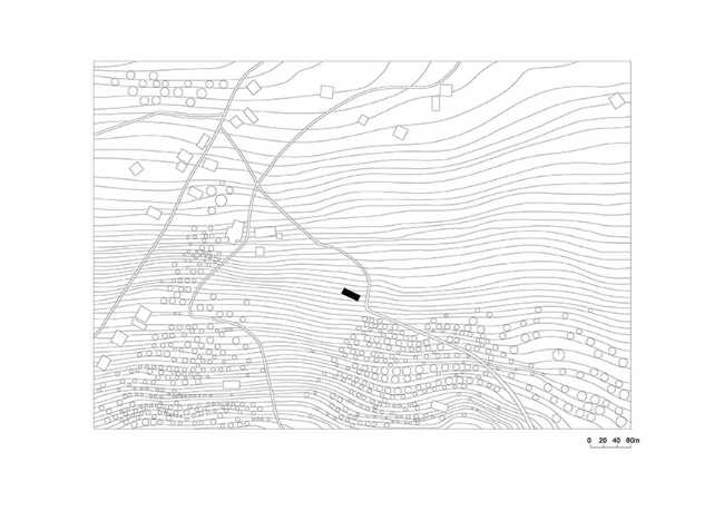 Konieczny's Ark : Une maison intégrée au paysage dans les montagnes