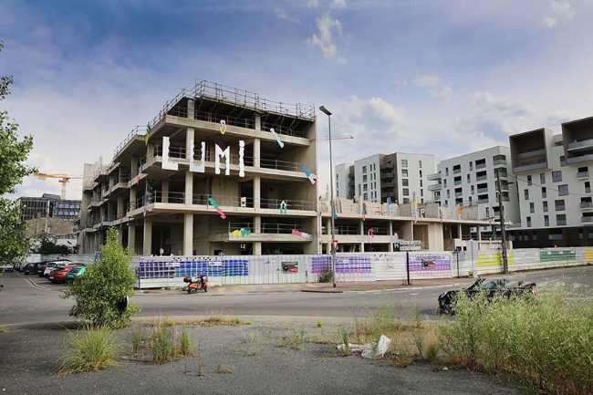 LUMI is a game, urban area for events, pop universe where to relax.