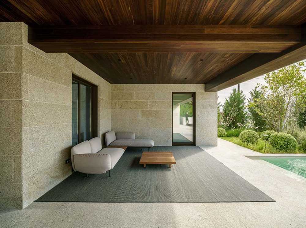 Cova-Miradoiro: une maison moderne en harmonie avec la nature