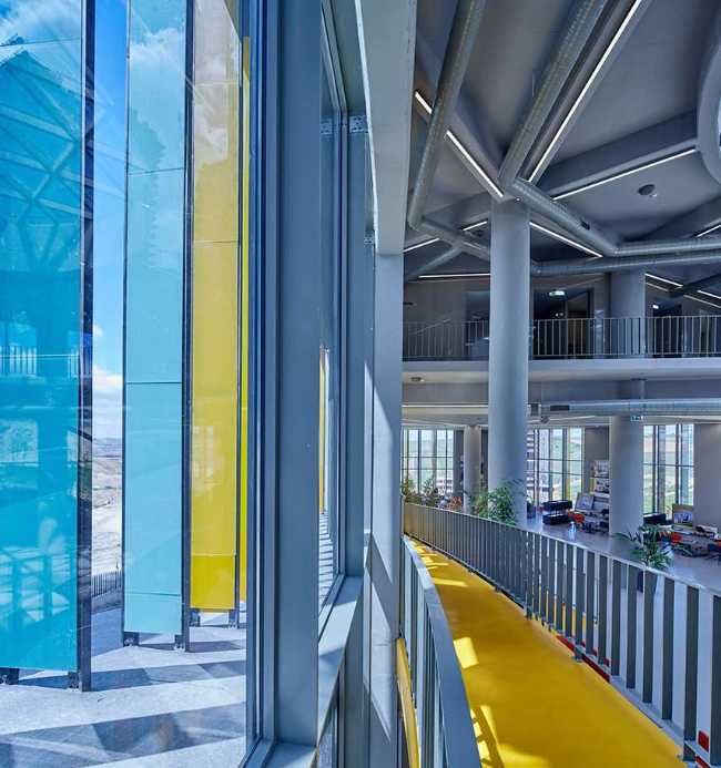 A colorful journey inside ONS İNCEK's vibrant showroom