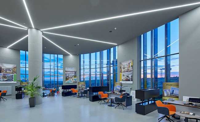 A colorful journey inside ONS İNCEK's vibrant showroom