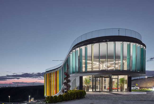 A colorful journey inside ONS İNCEK's vibrant showroom