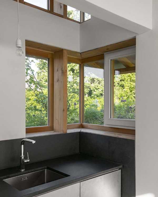 Gallery House, the architectural project lives in the landscape