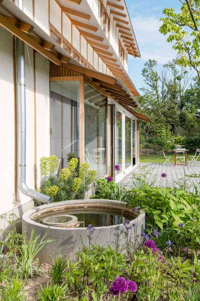 Gallery House, the architectural project lives in the landscape