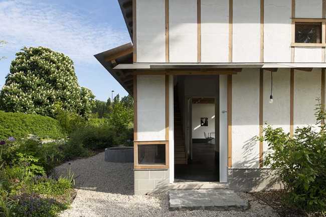 Gallery House, the architectural project lives in the landscape