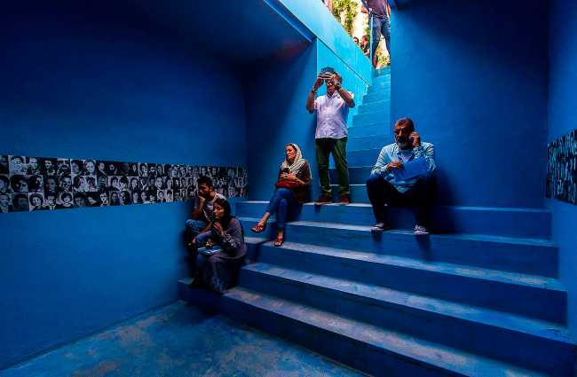 Nabshi Gallery in Tehran: conversion of a modern building into an art center