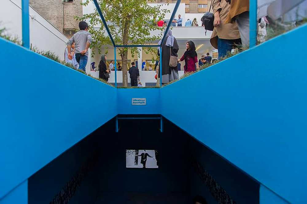 Nabshi Gallery in Tehran: conversion of a modern building into an art center