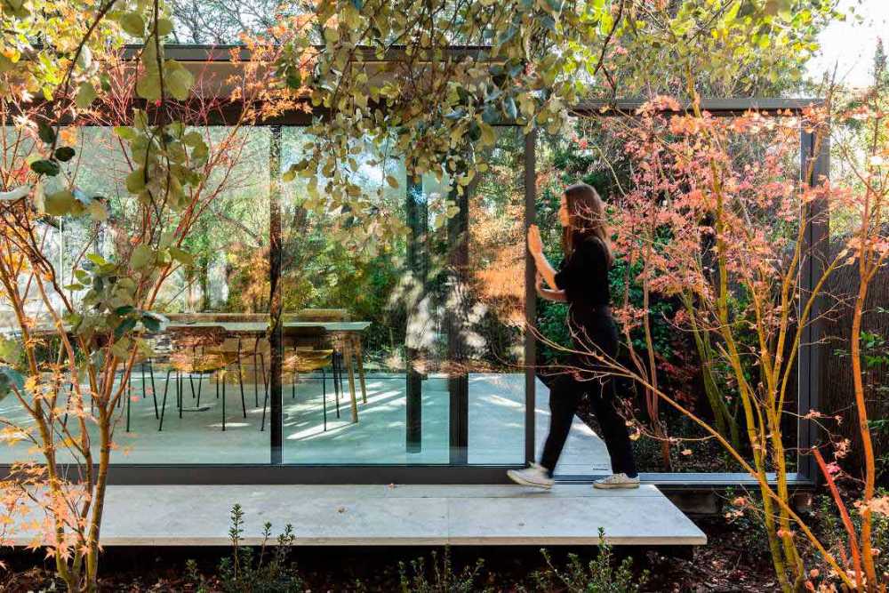Glass pavilion in the green, exterior villa
