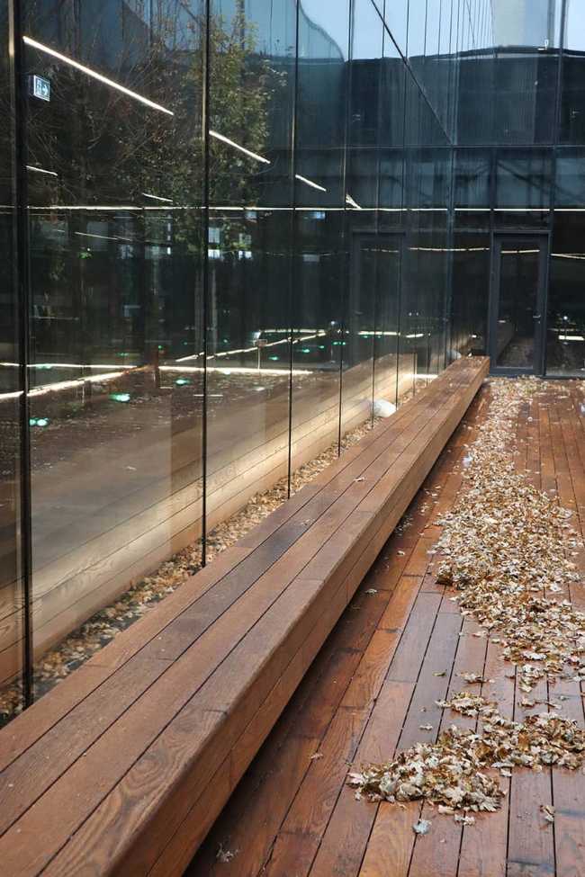 Merkez Ankara Showroom: continuous spaces flooded with light