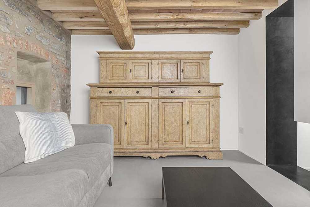 From the recovery of history, the contemporary living of Casa Citerna