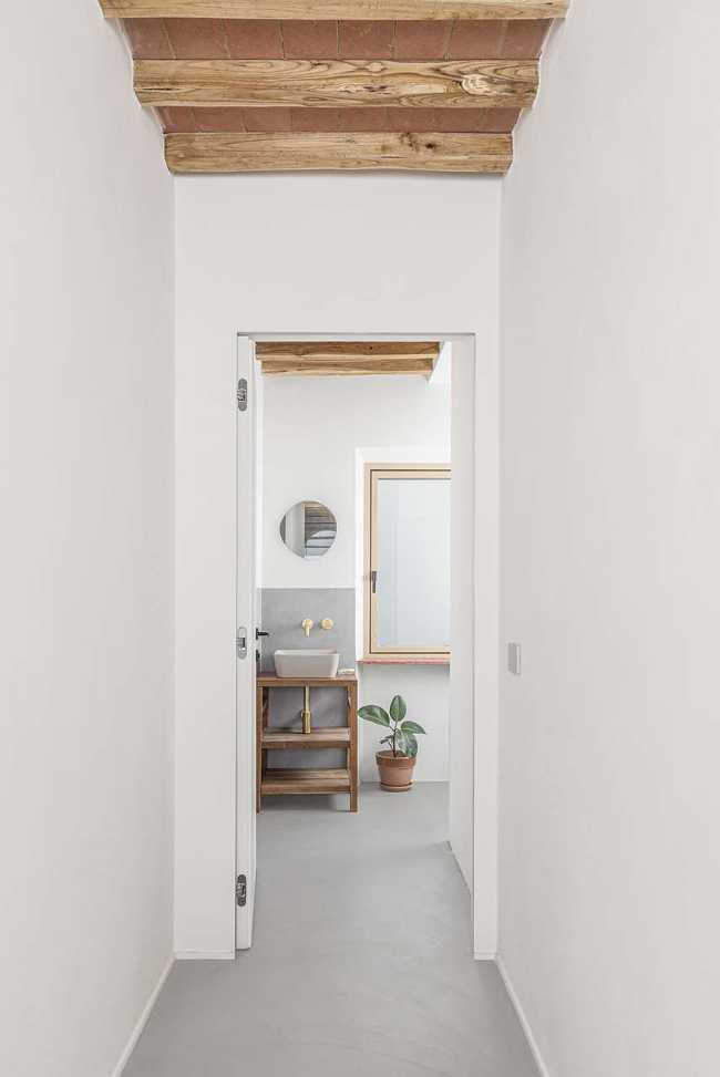 From the recovery of history, the contemporary living of Casa Citerna