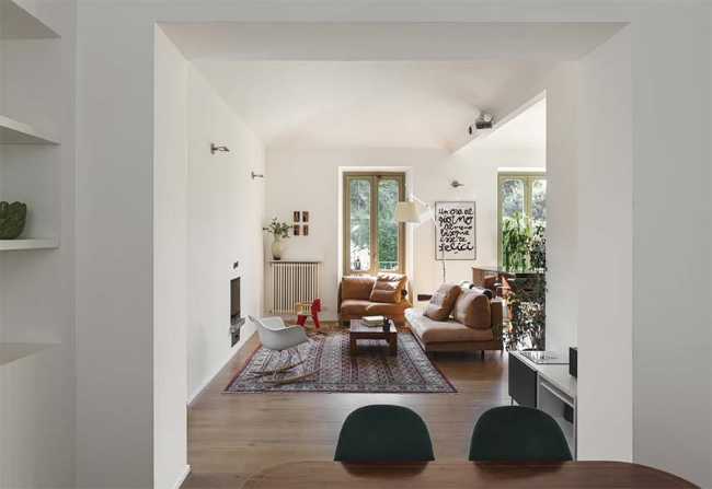 Dans une maison des années 20, l'élégance et la luminosité créent la Casa Pri